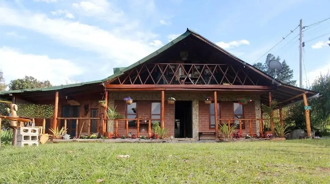 Hostal Techo Verde contacts